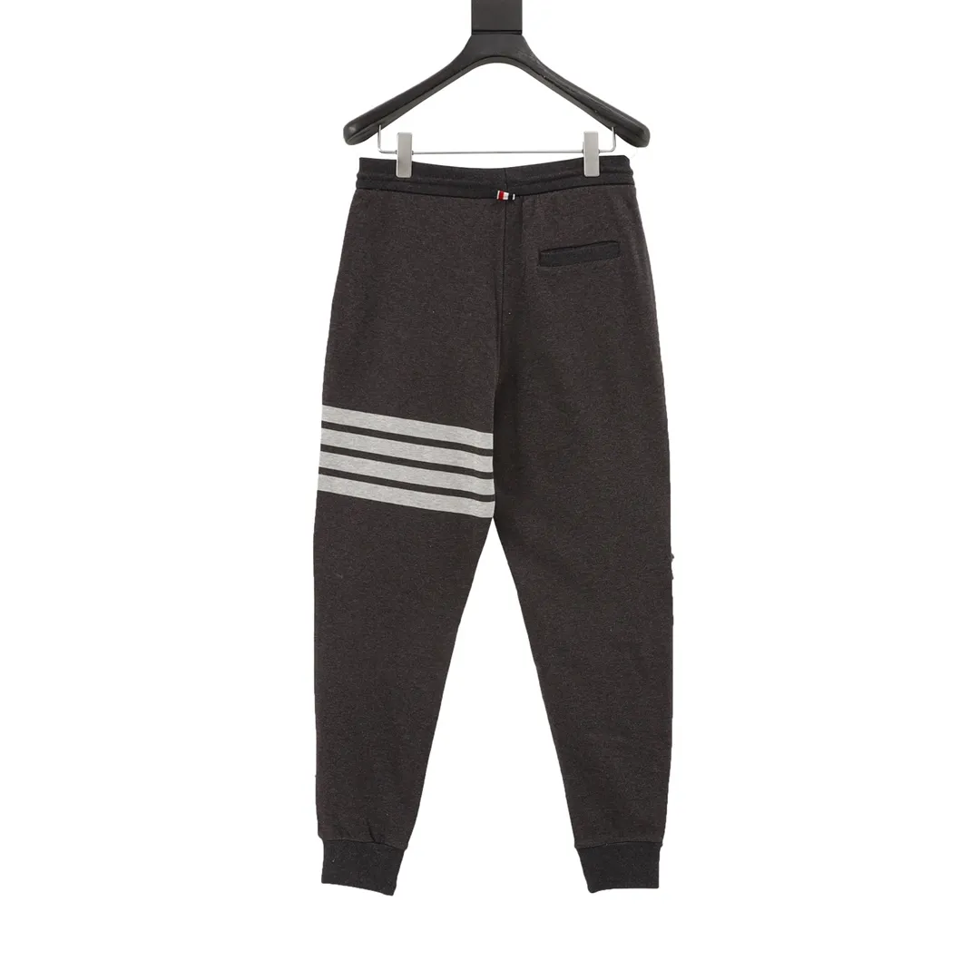 Thom Browne/ New Arrival 32s 8s， ， 380g， 500kg（ 1000 ）。 Blue ， In Stock Red， 3000 。 19 ， ， Size ， ZP ， ， 。 Size： 1 -4